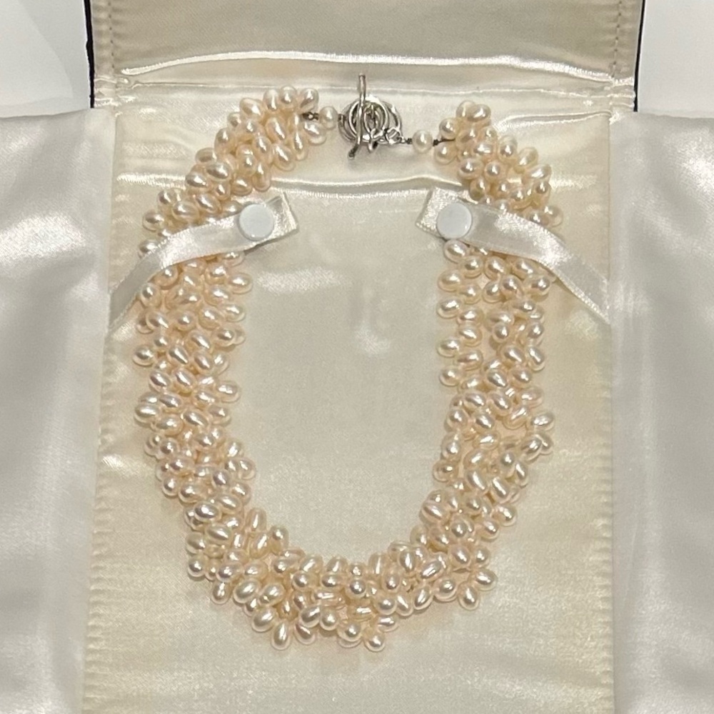 Pearl Cluster Necklace